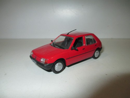 Peugeot 205 rouge red - peugeot, gl