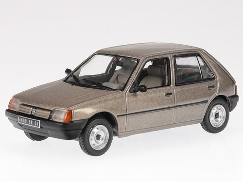 Peugeot 205 1988 - 205,